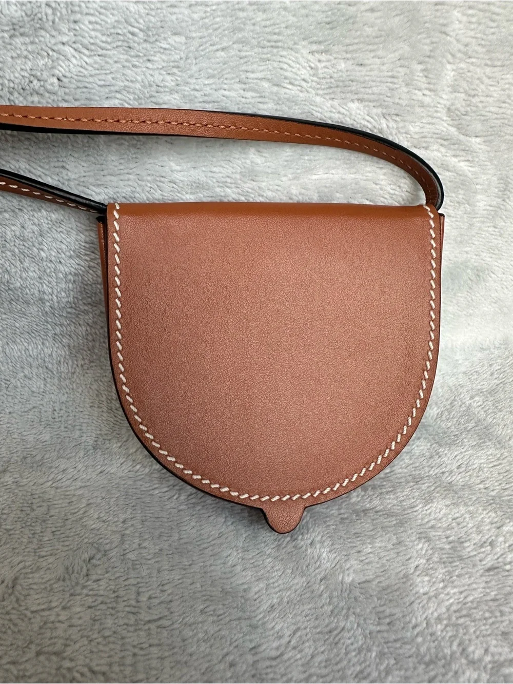 LOEWE Heel Mini Pouch Necklace Bag Tan Leather Complete Set 🤎 - Picture 4 of 13